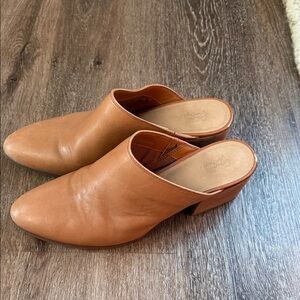 Crown Tan Leather Slip-On Mule Heels